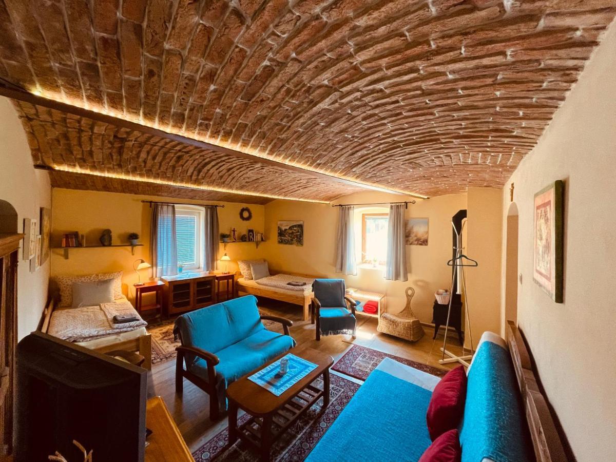 Apartmany U Kaplicky Kamyk nad Vltavou Buitenkant foto