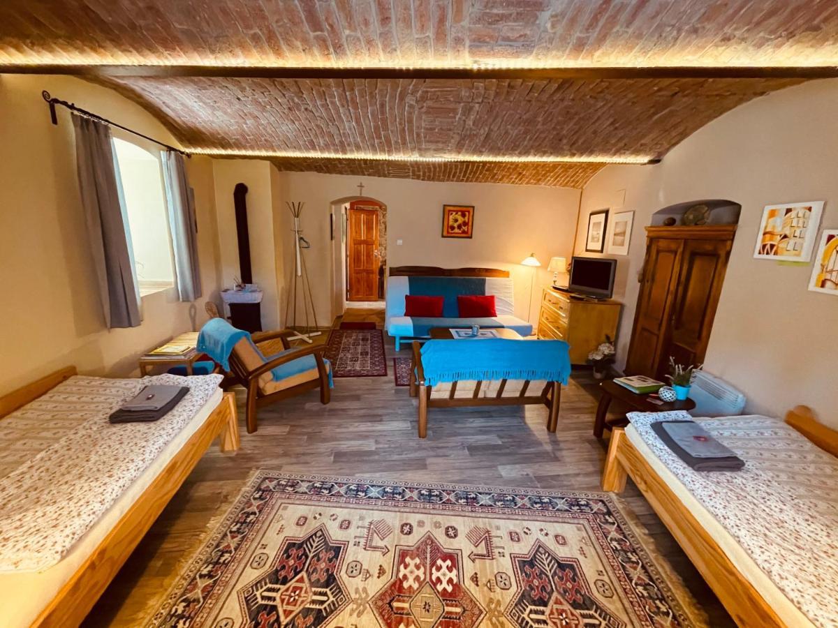 Apartmany U Kaplicky Kamyk nad Vltavou Buitenkant foto